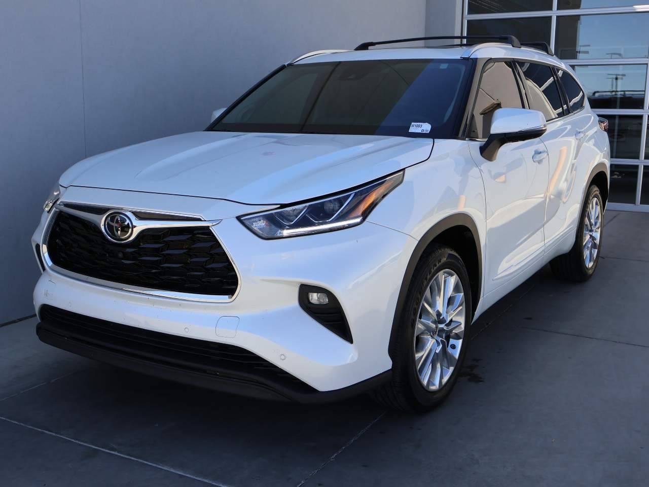 2022 Toyota Highlander Limited — SUV — 28,848 mi — Yuma, AZ