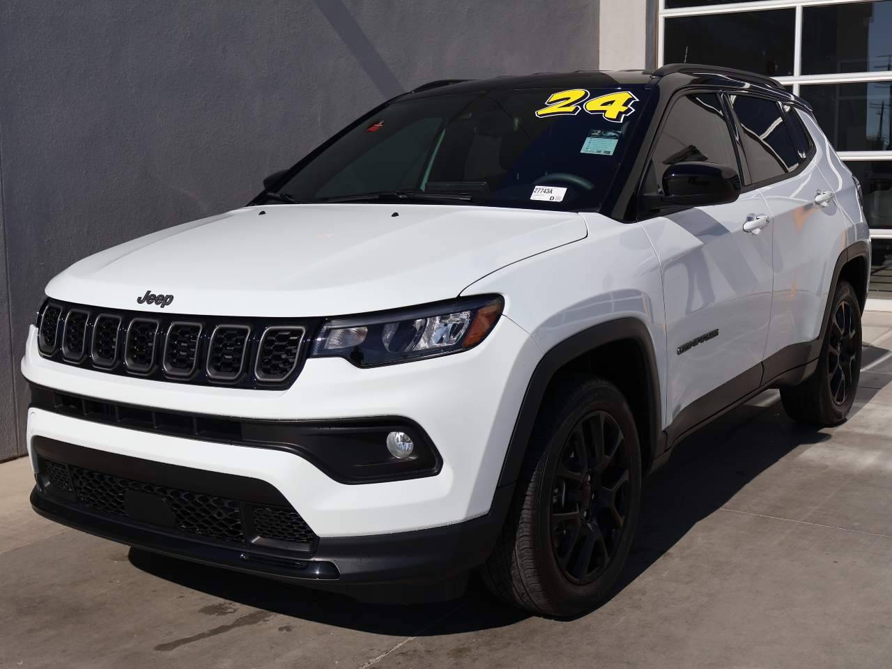 2024 Jeep Compass Latitude — SUV — 17,668 mi — Yuma, AZ