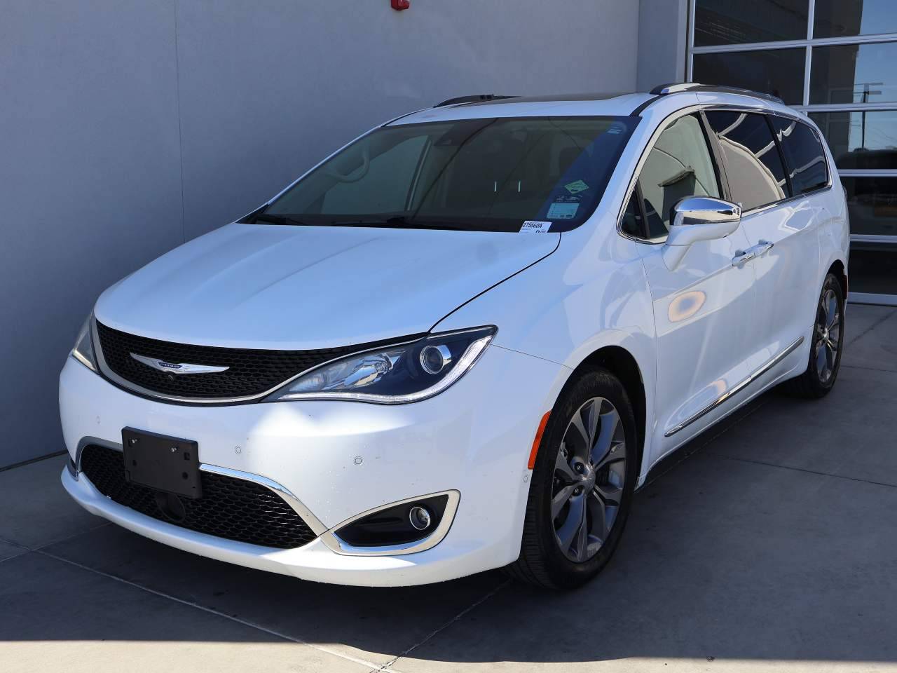 2019 Chrysler Pacifica Limited — Minivan — 70,706 mi — Yuma, AZ