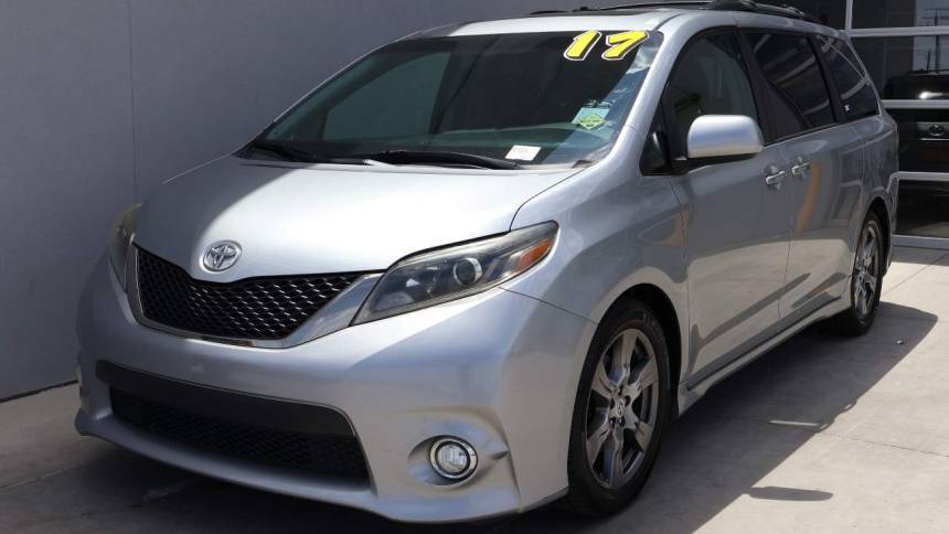 2017 Toyota Sienna SE Premium — Minivan — 96,914 mi — Yuma, AZ