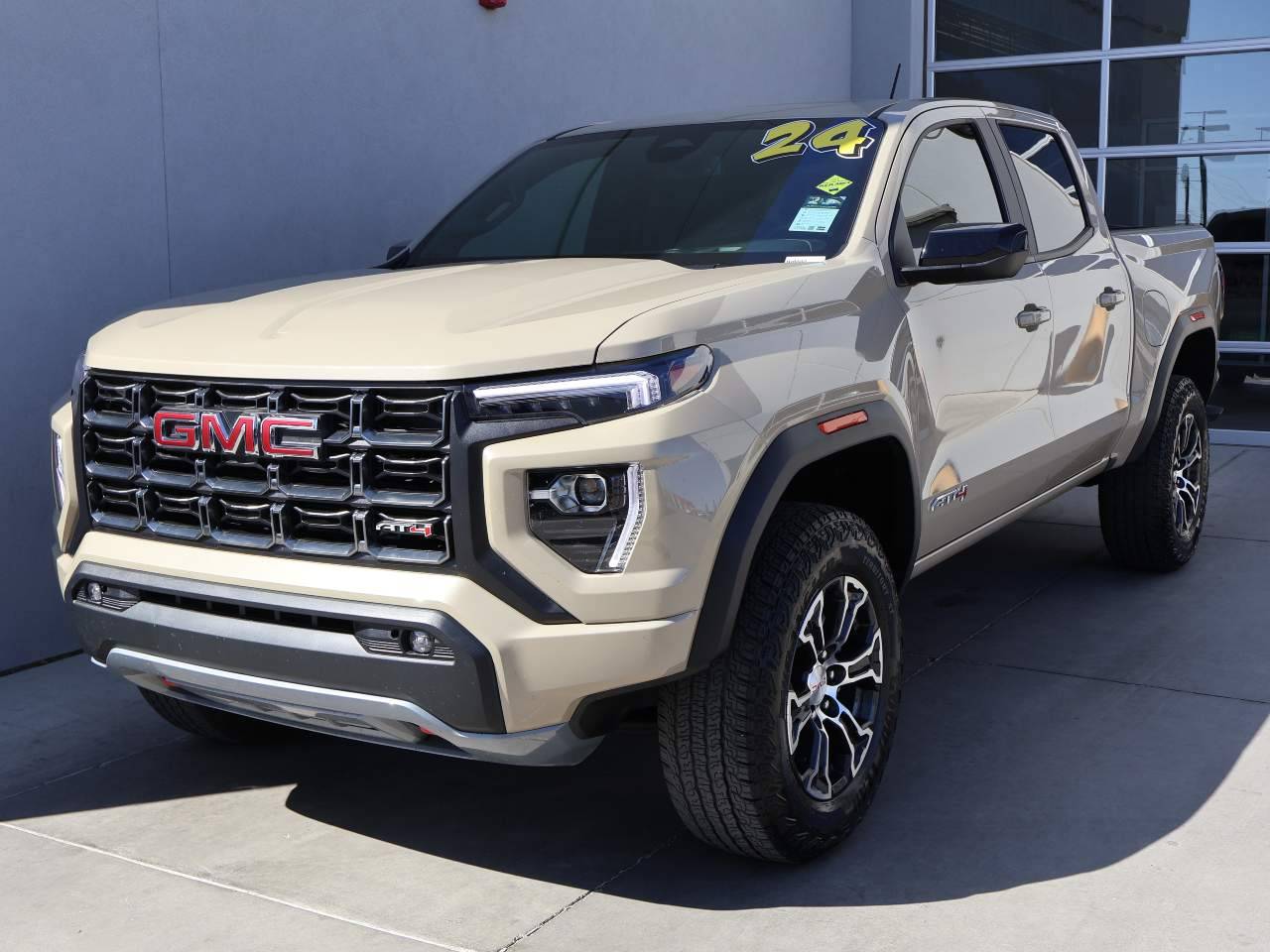 2024 GMC Canyon AT4 — Pickup Truck — 18,179 mi — Yuma, AZ
