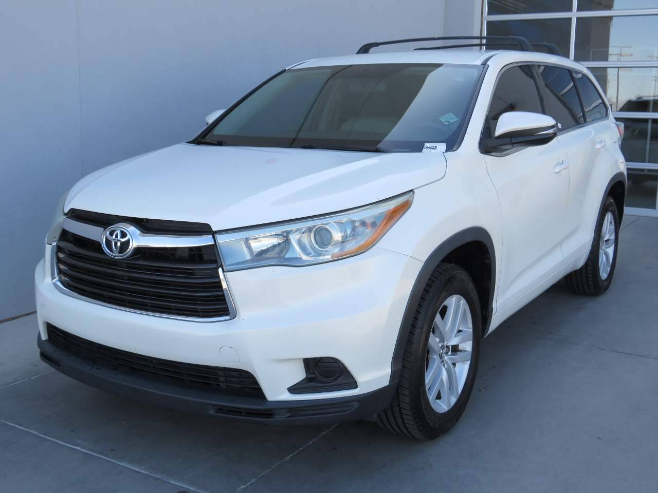 2016 Toyota Highlander LE V6 — SUV — 114,376 mi — Yuma, AZ