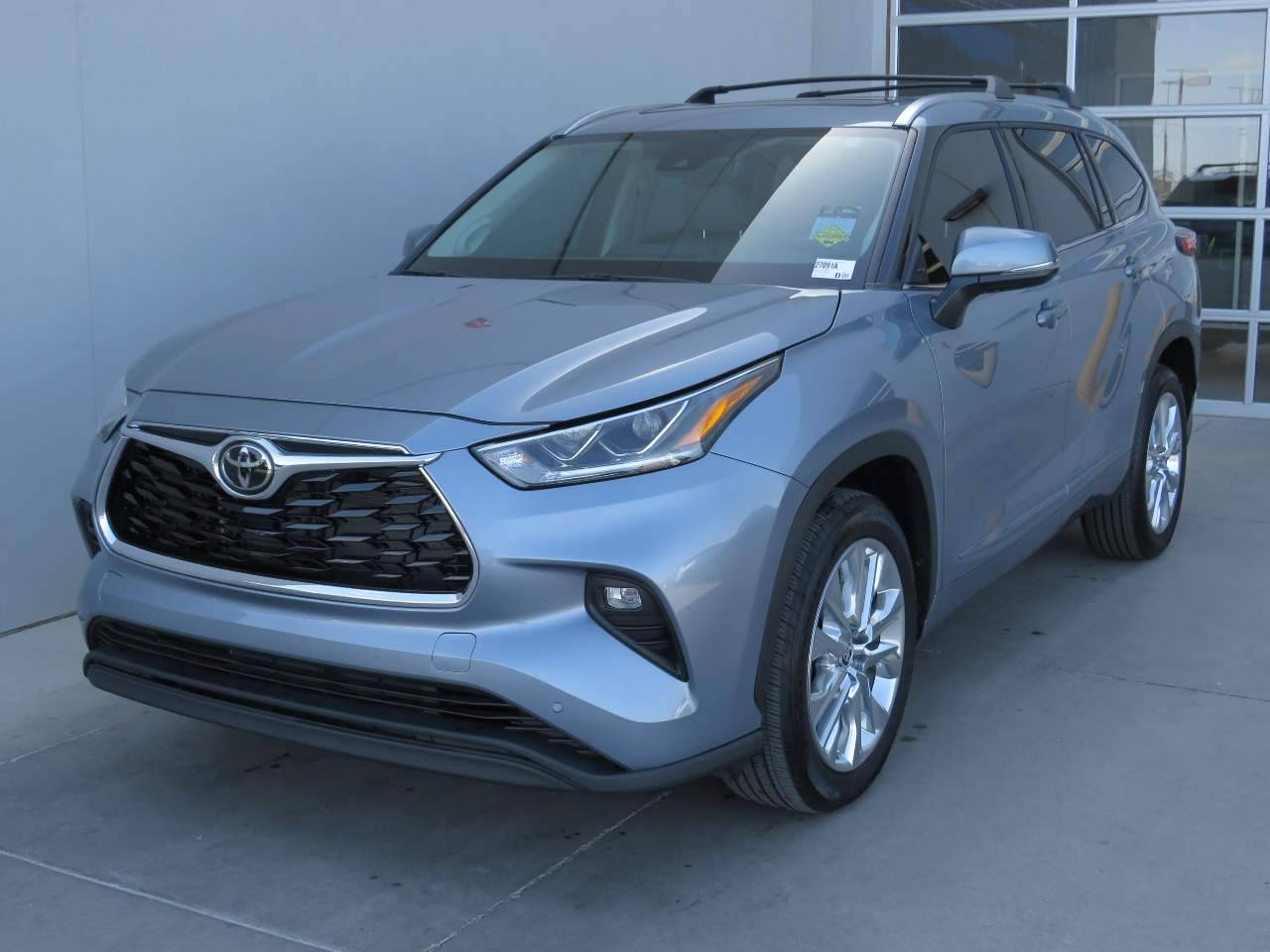 2023 Toyota Highlander Limited — SUV — 10,153 mi — Yuma, AZ