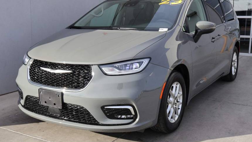 2023 Chrysler Pacifica Touring L — Minivan — 39,417 mi — Yuma, AZ