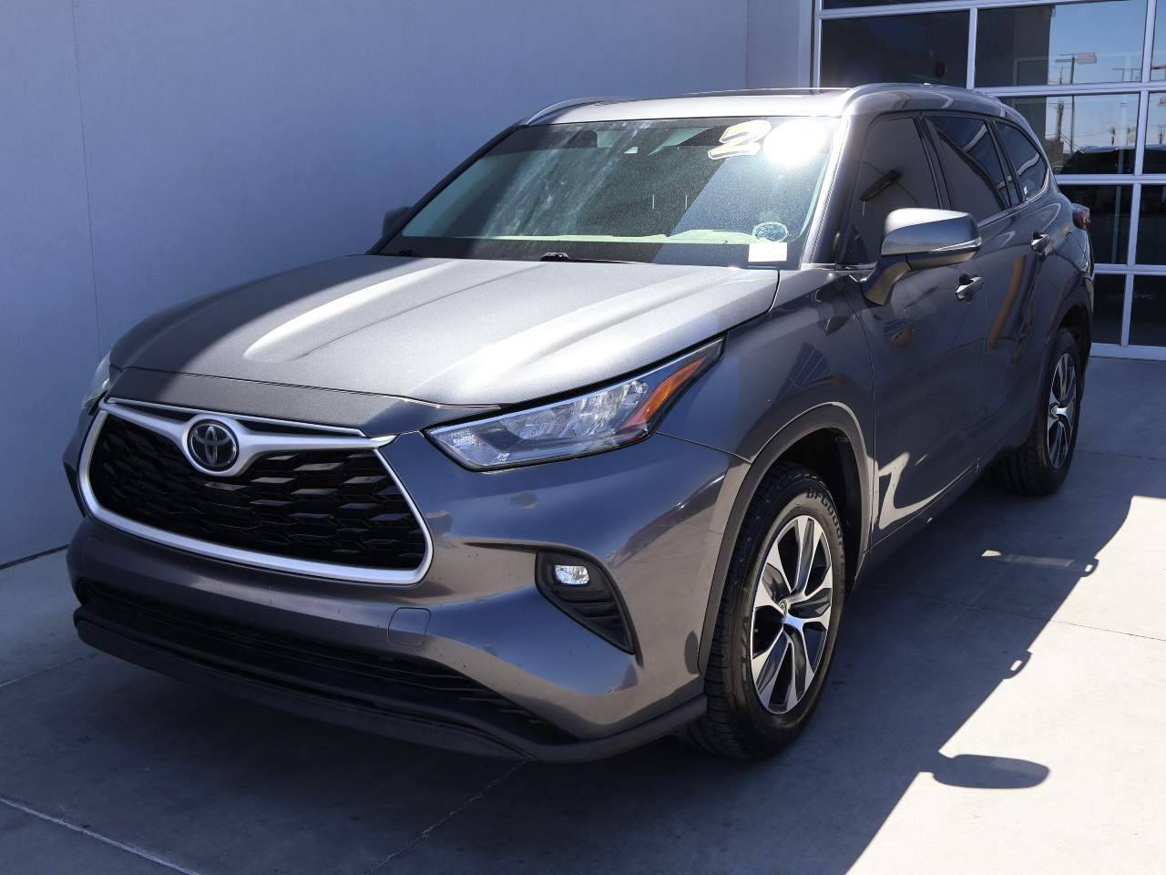 2020 Toyota Highlander XLE — SUV — 49,042 mi — Yuma, AZ