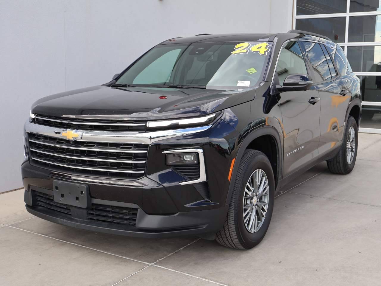 2024 Chevrolet Traverse LT — SUV — 32,154 mi — Yuma, AZ