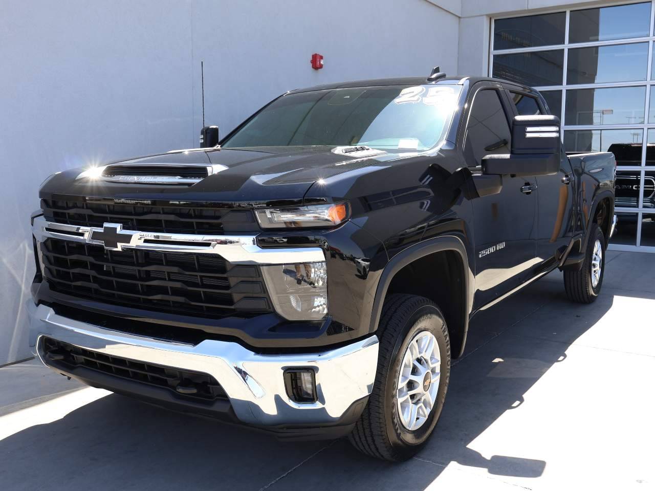 2025 Chevrolet Silverado 2500HD LT — Pickup Truck — 5,742 mi — Yuma, AZ