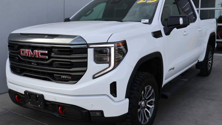 2023 GMC Sierra 1500 AT4 — Pickup Truck — 11,086 mi — Yuma, AZ