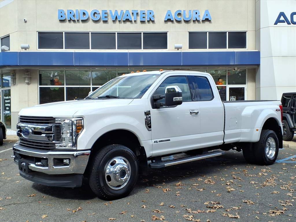 2019 Ford Super Duty F-350 XLT — Pickup Truck — 19,535 mi — Bridgewater, NJ