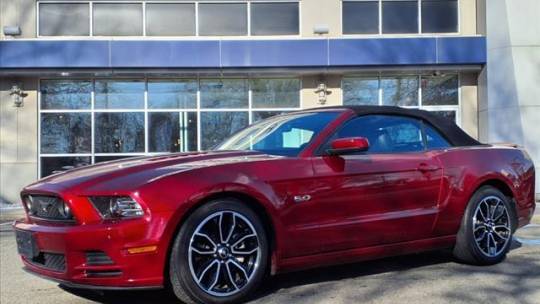 2014 Ford Mustang GT Premium — Convertible — 19,624 mi — Bridgewater, NJ