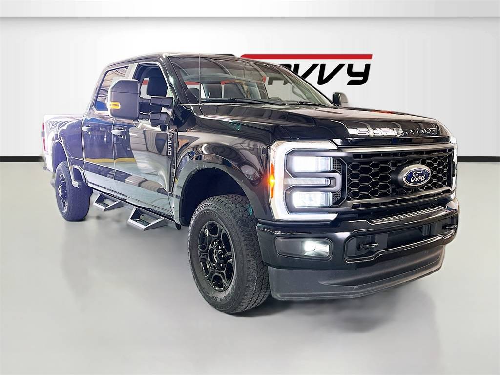 2023 Ford Super Duty F-250 XL — Pickup Truck — 9,867 mi — Santa Fe, NM