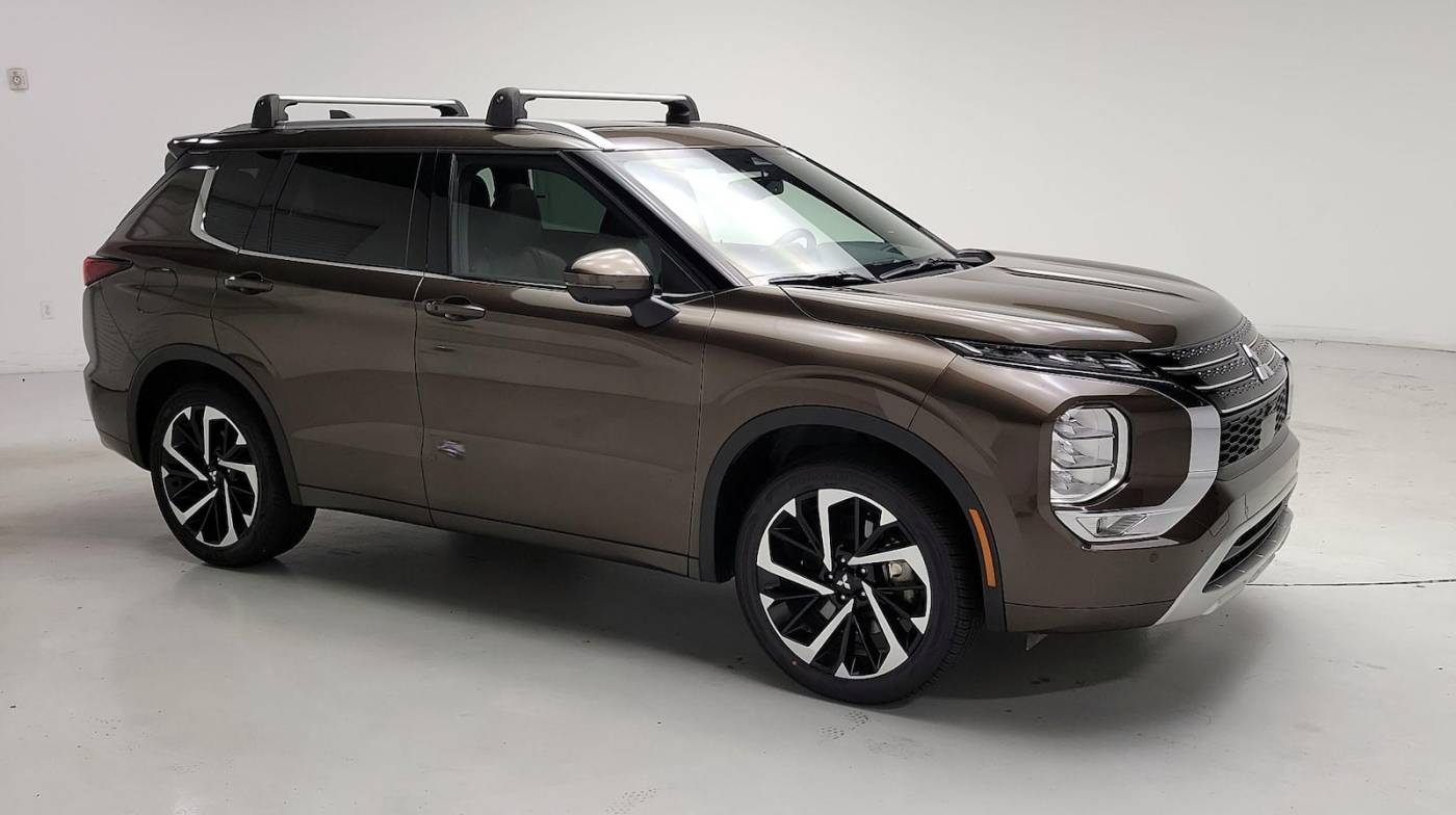 2022 Mitsubishi Outlander SEL — SUV — 32,689 mi — Royal Palm Beach, FL