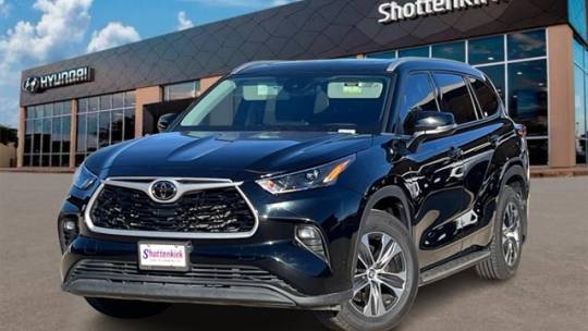 2022 Toyota Highlander XLE — SUV — 53,163 mi — Granbury, TX