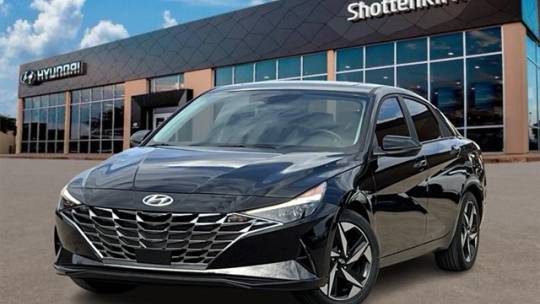 2023 Hyundai Elantra Limited — Sedan — 23,293 mi — Granbury, TX
