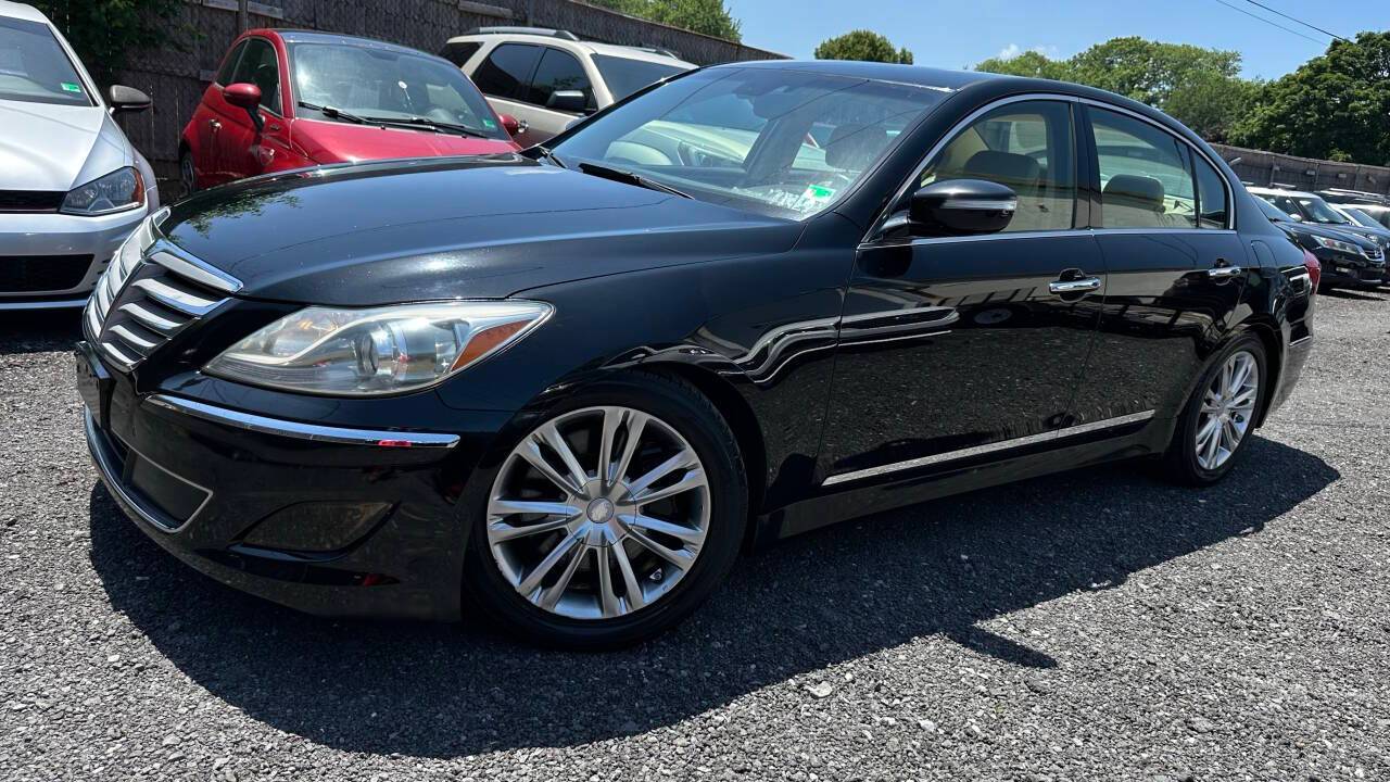 2012 Hyundai Genesis 5.0 — Sedan — 138,635 mi — Winchester, VA