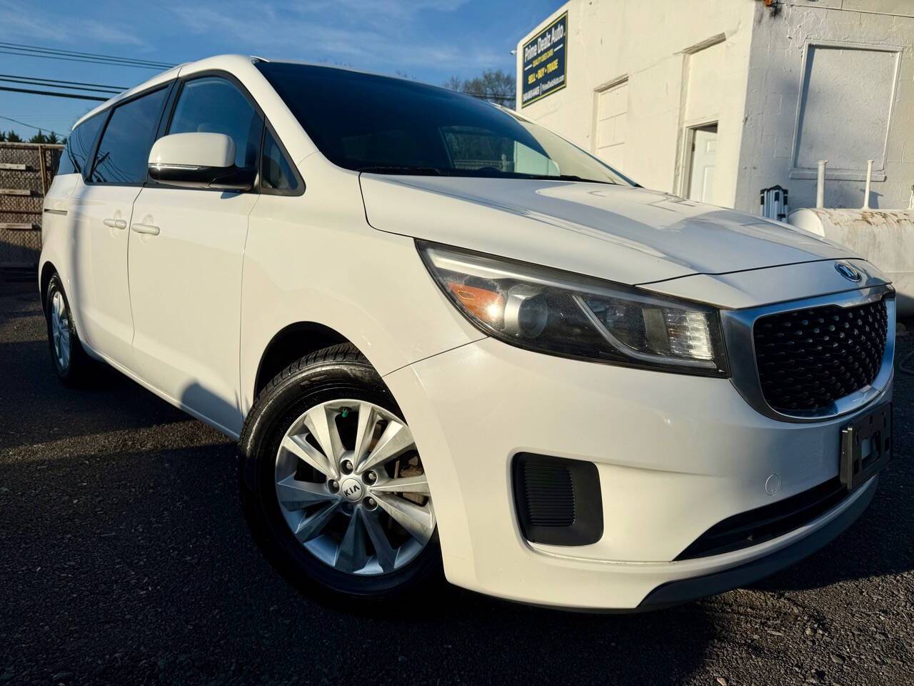 2016 Kia Sedona LX — Minivan — 88,731 mi — Winchester, VA