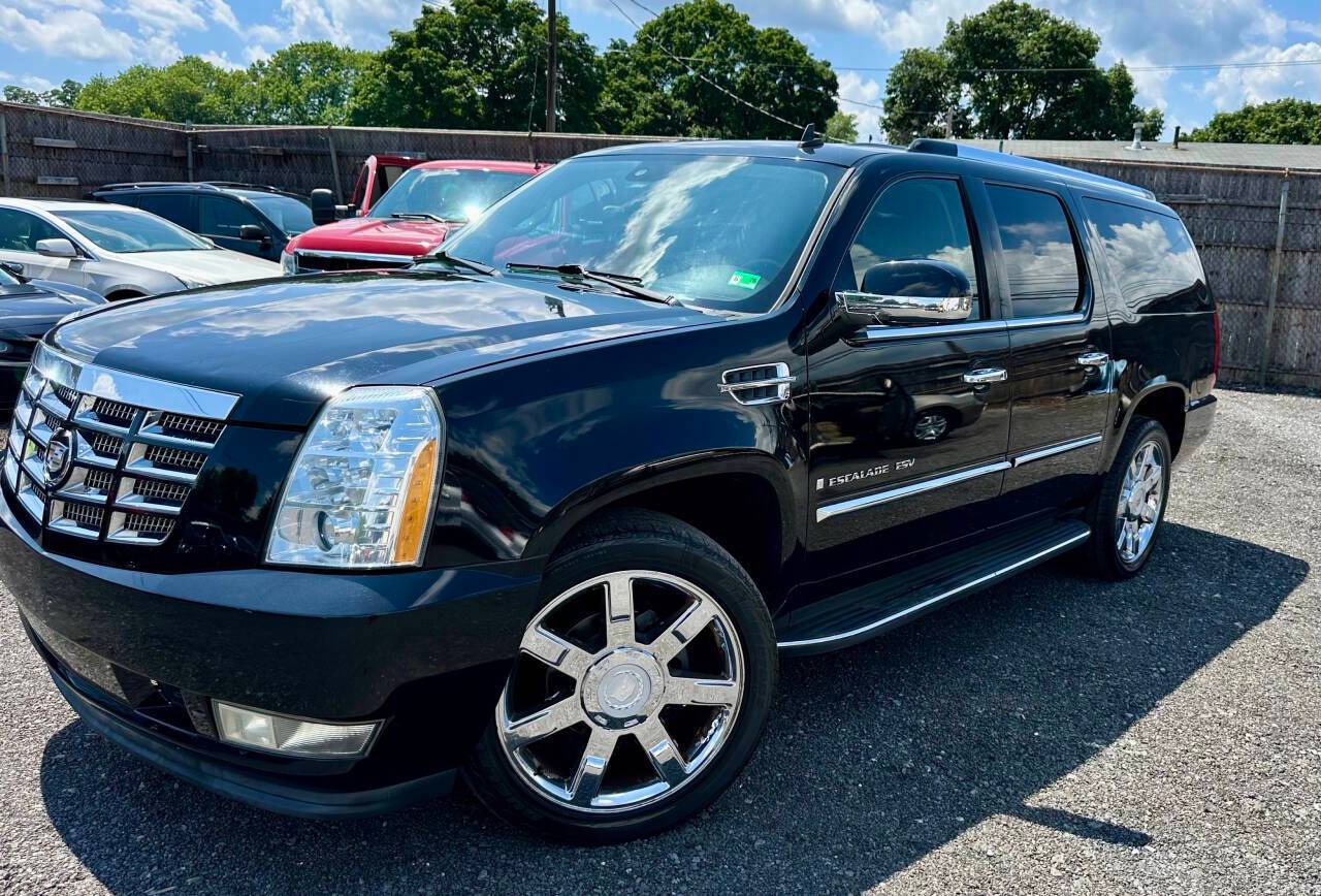 2009 Cadillac Escalade Standard — SUV — 150,848 mi — Winchester, VA