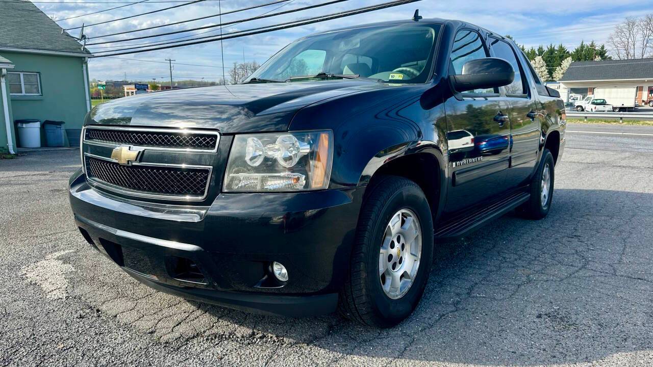 2009 Chevrolet Avalanche 1LT — Pickup Truck — 145,321 mi — Winchester, VA