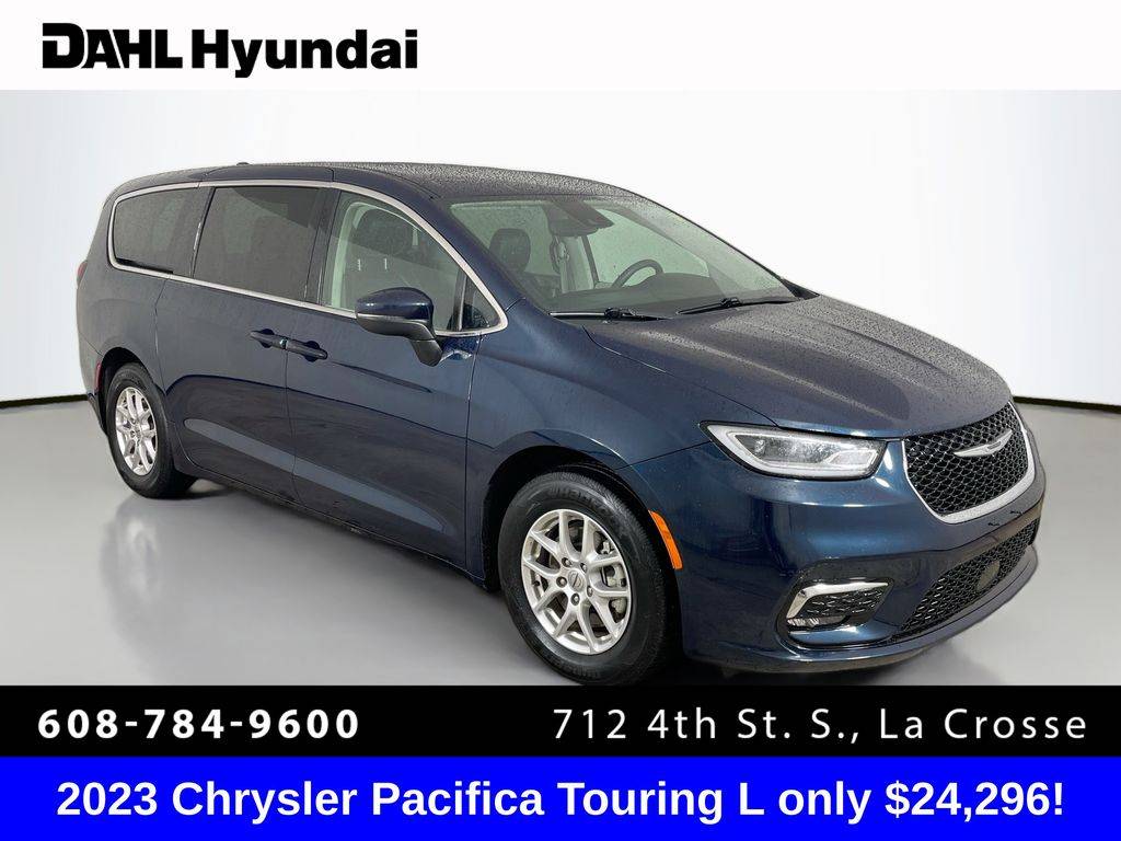 2023 Chrysler Pacifica Touring L — Minivan — 61,007 mi — La Crosse, WI
