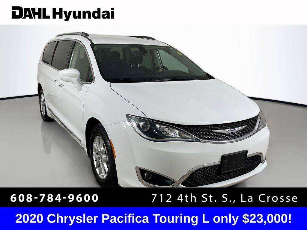 2020 Chrysler Pacifica Touring L — Minivan — 45,339 mi — La Crosse, WI