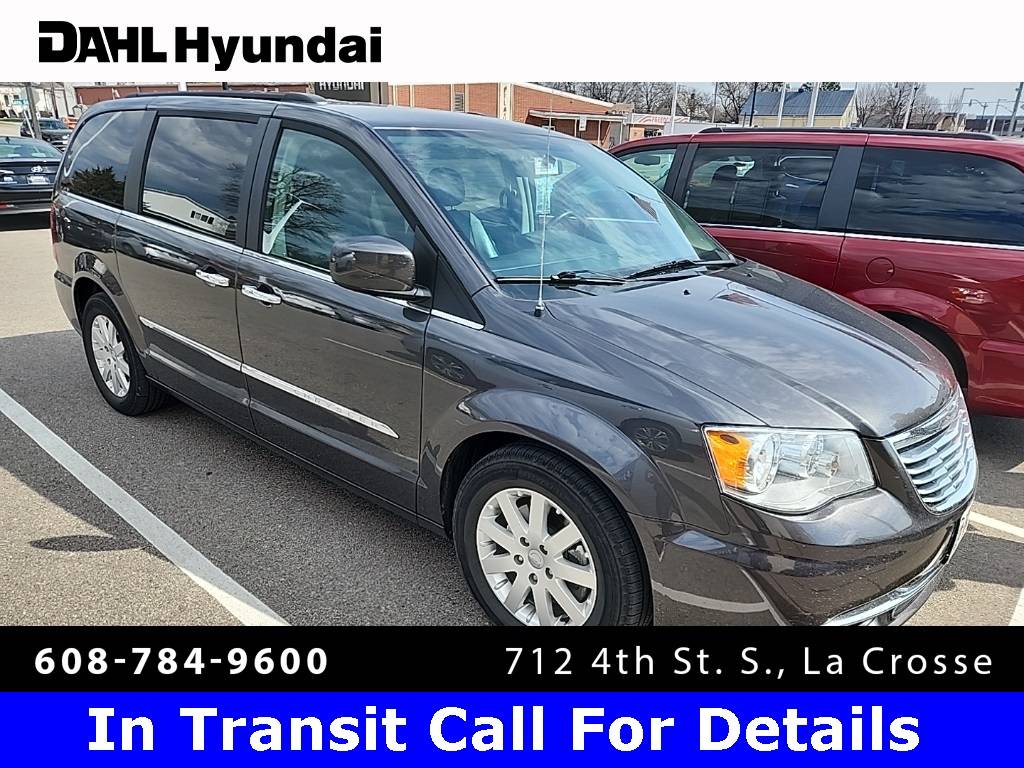 2016 Chrysler Town & Country Touring — Minivan — 70,458 mi — La Crosse, WI