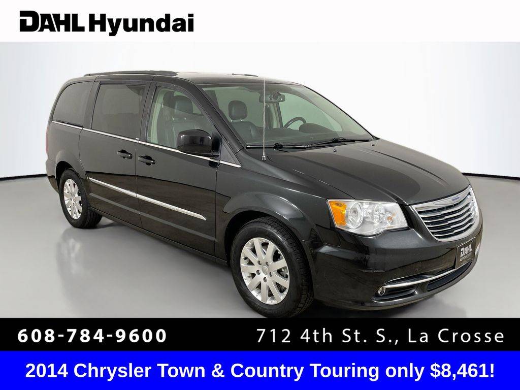 2014 Chrysler Town & Country Touring — Minivan — 118,683 mi — La Crosse, WI