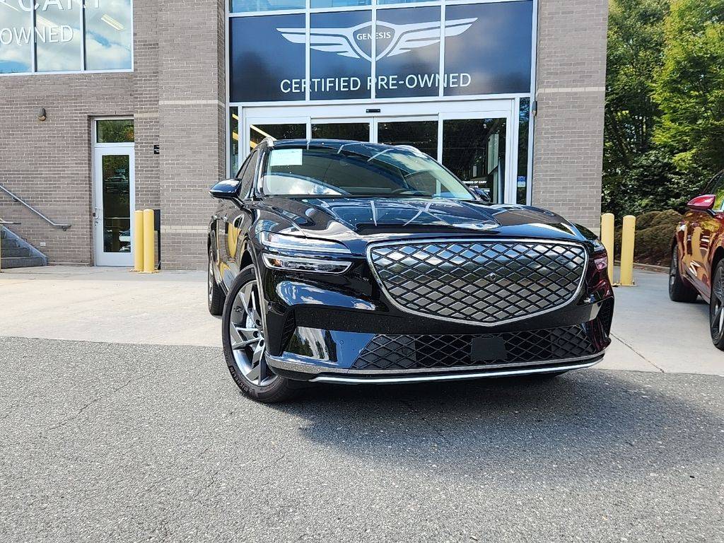 2024 Genesis Electrified GV70 Advanced — SUV — 11,833 mi — Cary, NC