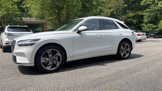 2024 Genesis Electrified GV70 Base
