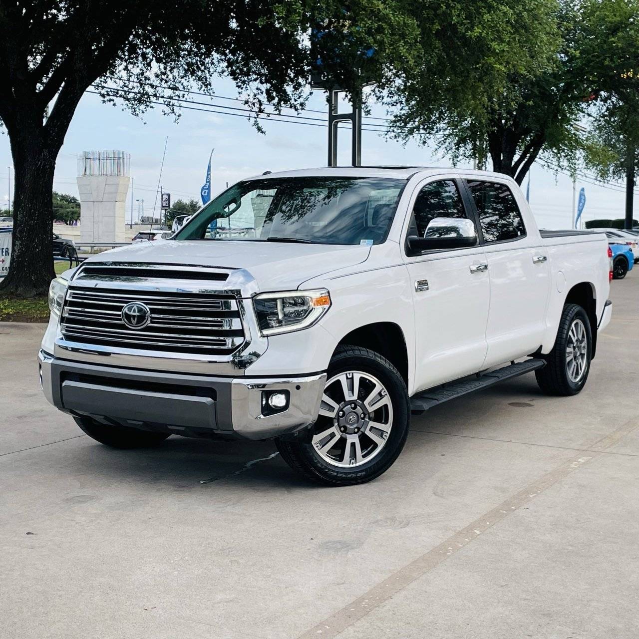 2019 Toyota Tundra SR5 — Pickup Truck — 69,382 mi — Austin, TX