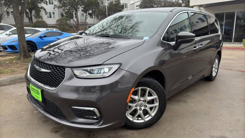 2023 Chrysler Pacifica Touring L — Minivan — 77,980 mi — Austin, TX