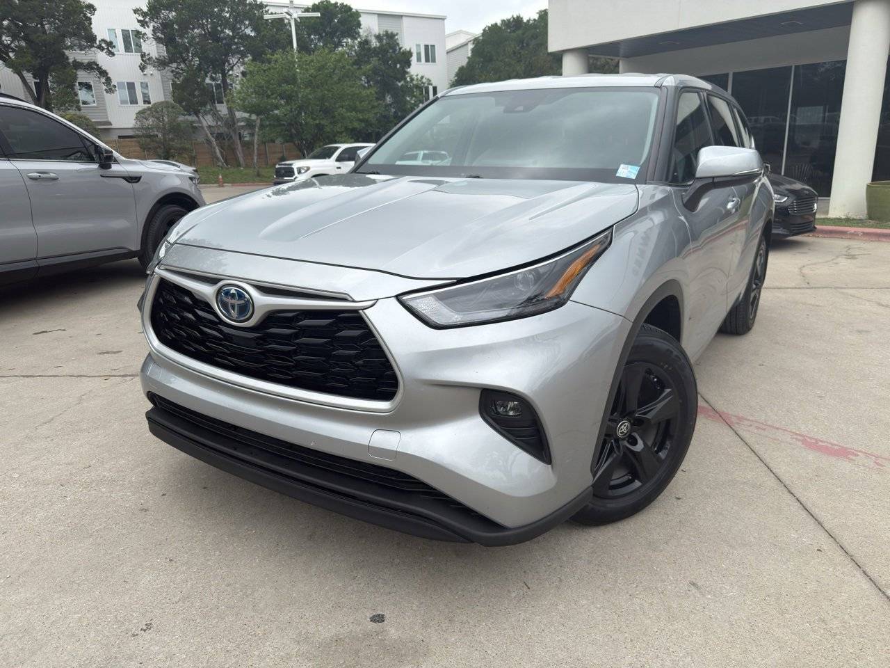 2022 Toyota Highlander Hybrid LE — SUV — 59,498 mi — Austin, TX