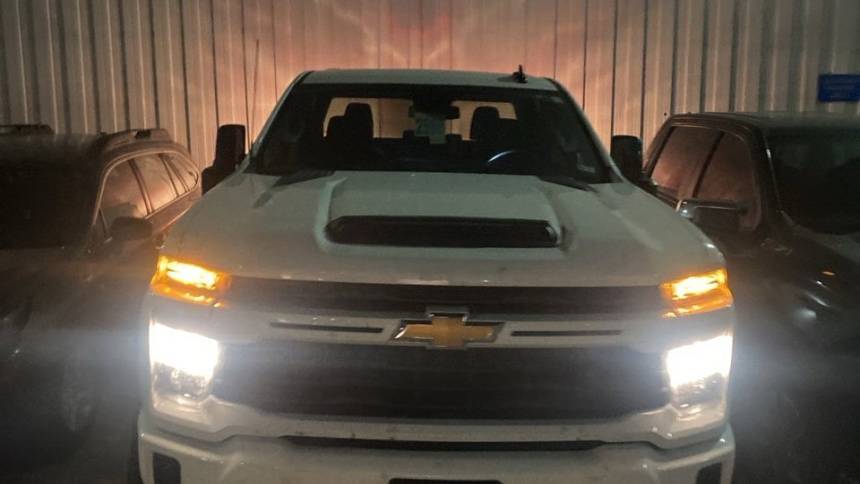 2024 Chevrolet Silverado 2500HD Custom — Pickup Truck — 29,820 mi — Austin, TX