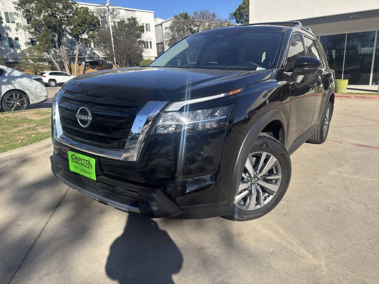 2024 Nissan Pathfinder SL — SUV — 8,957 mi — Austin, TX