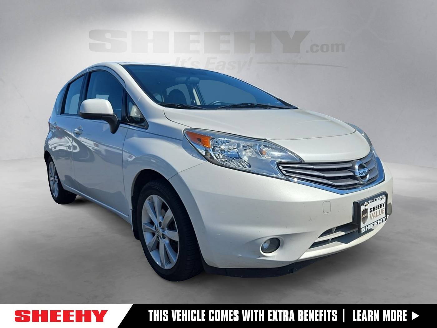 2014 Nissan Versa 1.6 SV — Hatchback — 123,997 mi — Fredericksburg, VA