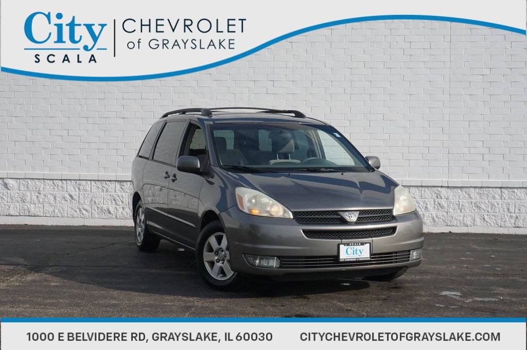 2004 Toyota Sienna XLE — Minivan — 228,692 mi — Grayslake, IL