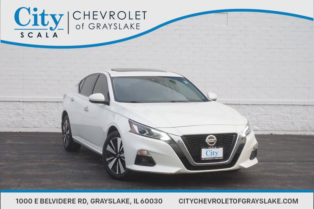 2019 Nissan Altima SV — Sedan — 61,650 mi — Grayslake, IL