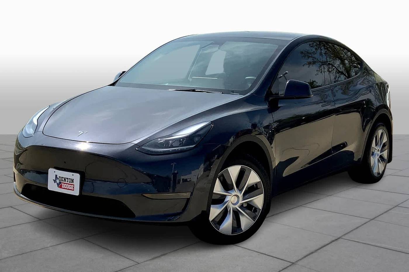 2024 Tesla Model Y Long Range — SUV — 9,197 mi — Denton, TX