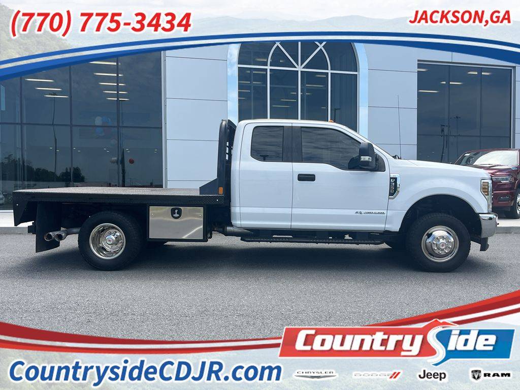 2019 Ford Super Duty F-350 Chassis Cab XL — Chassis Cab Truck — 126,263 mi — Jackson, GA