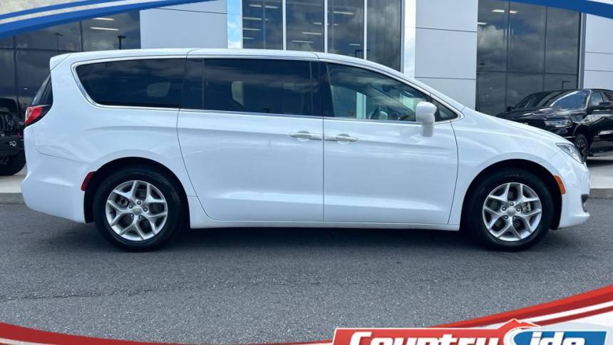 2018 Chrysler Pacifica Touring Plus — Minivan — 107,365 mi — Jackson, GA