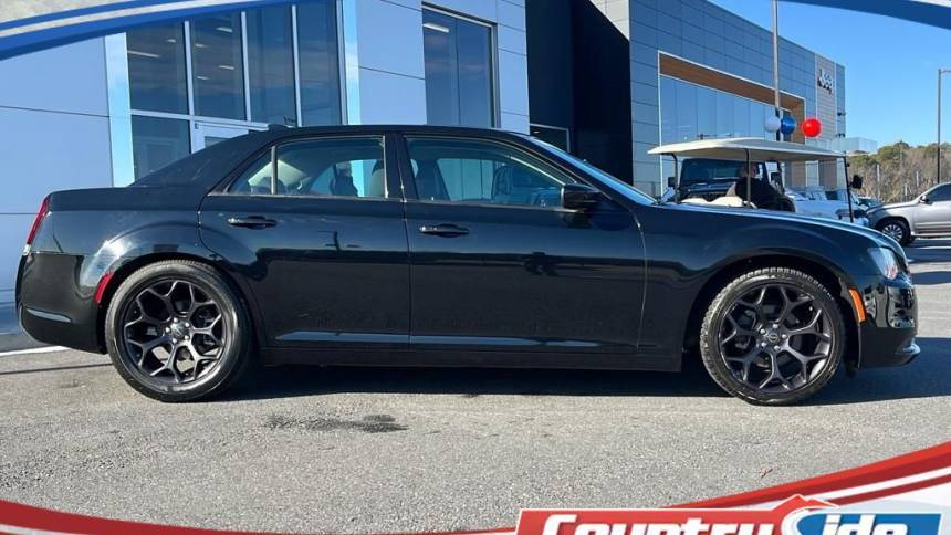 2019 Chrysler 300 Touring — Sedan — 48,645 mi — Jackson, GA
