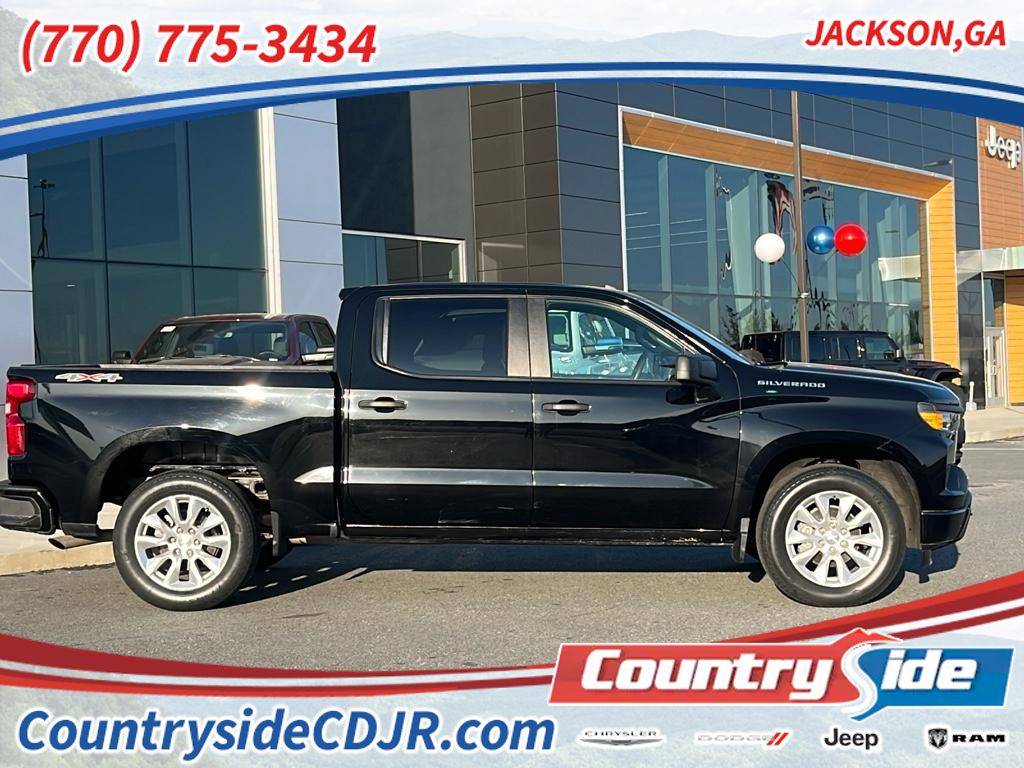 2022 Chevrolet Silverado 1500 Custom — Pickup Truck — 81,500 mi — Jackson, GA