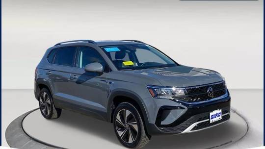 2024 Volkswagen Taos SE — SUV — 1,036 mi — Easton, MA