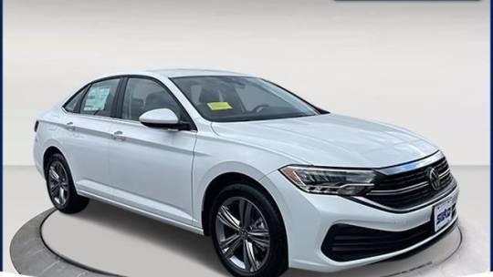 2024 Volkswagen Jetta SE — Sedan — 5,534 mi — Easton, MA