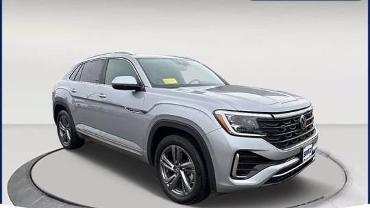 2024 Volkswagen Atlas Cross Sport SEL R-Line — SUV — 6,267 mi — Easton, MA