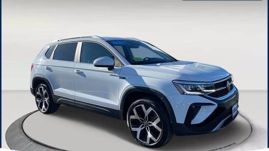 2022 Volkswagen Taos SEL — SUV — 17,991 mi — Easton, MA