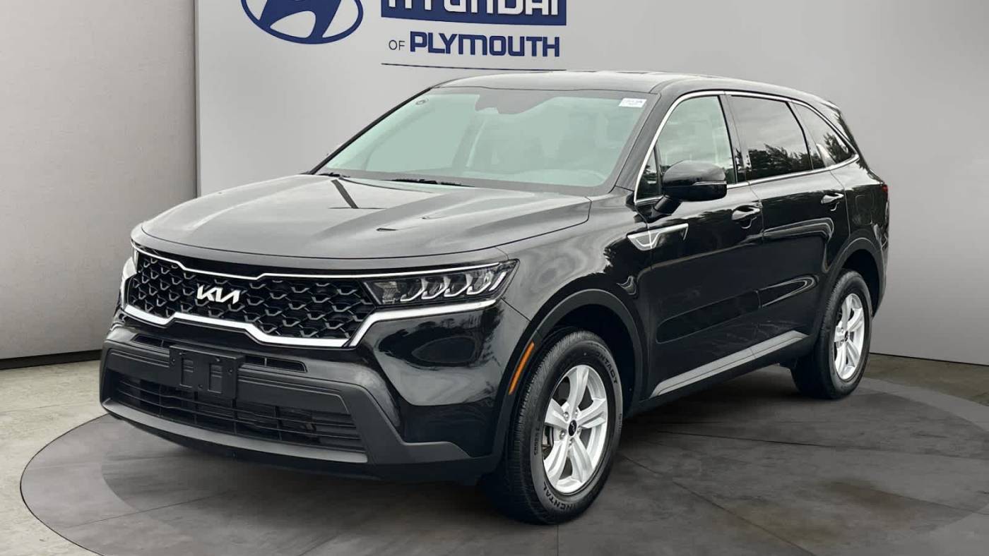 2023 Kia Sorento LX — SUV — 20,789 mi — Plymouth, MA