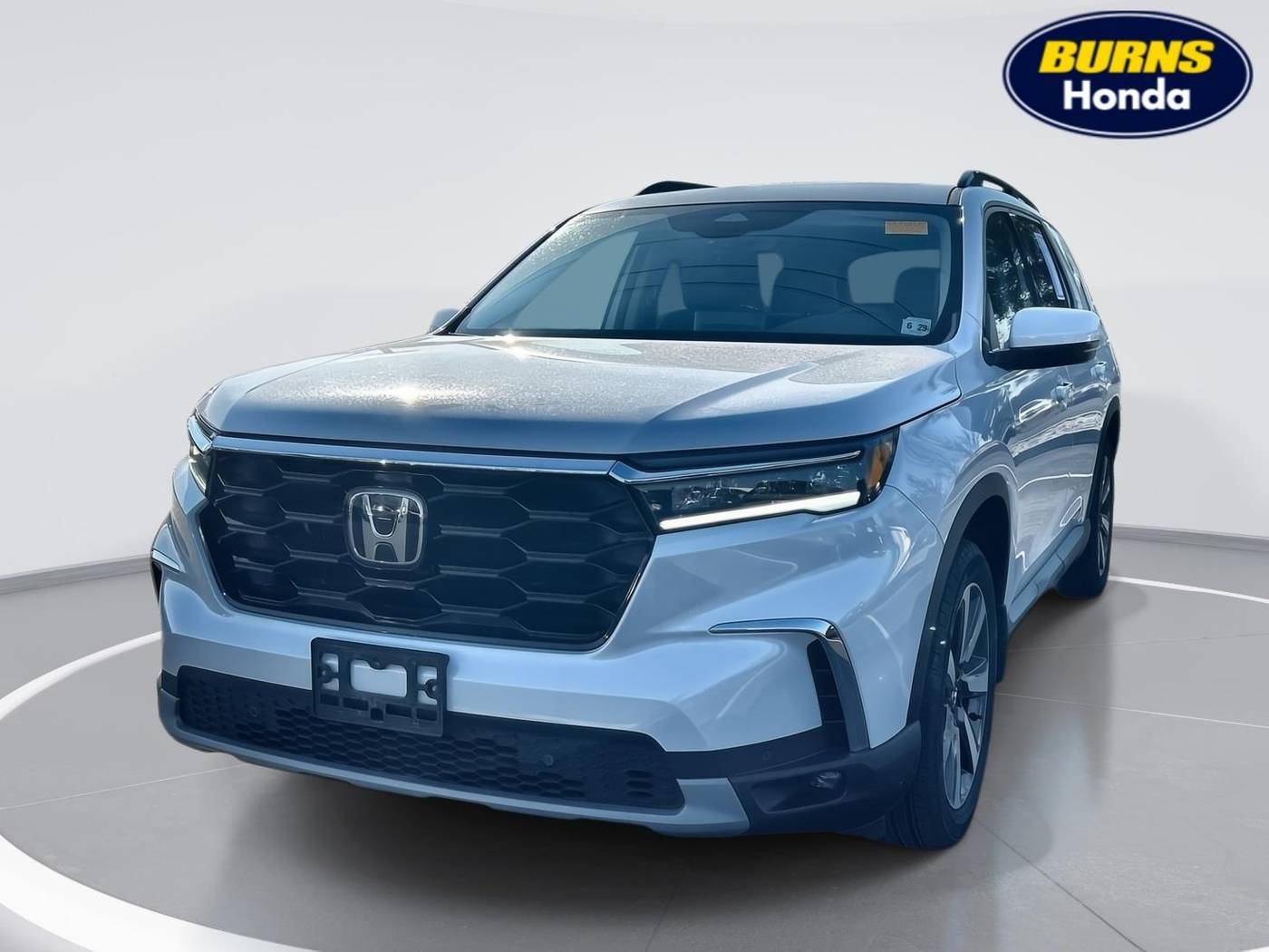 2025 Honda Pilot Touring — SUV — 5,144 mi — Marlton, NJ