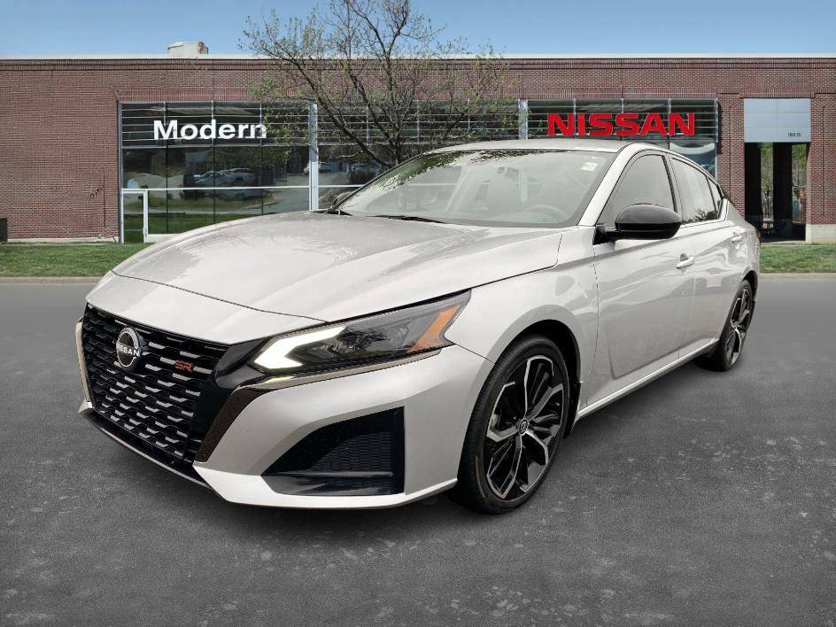 2023 Nissan Altima SR — Sedan — 27,115 mi — Cornelius, NC