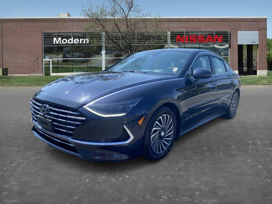 2021 Hyundai Sonata Hybrid Limited — Sedan — 77,836 mi — Cornelius, NC