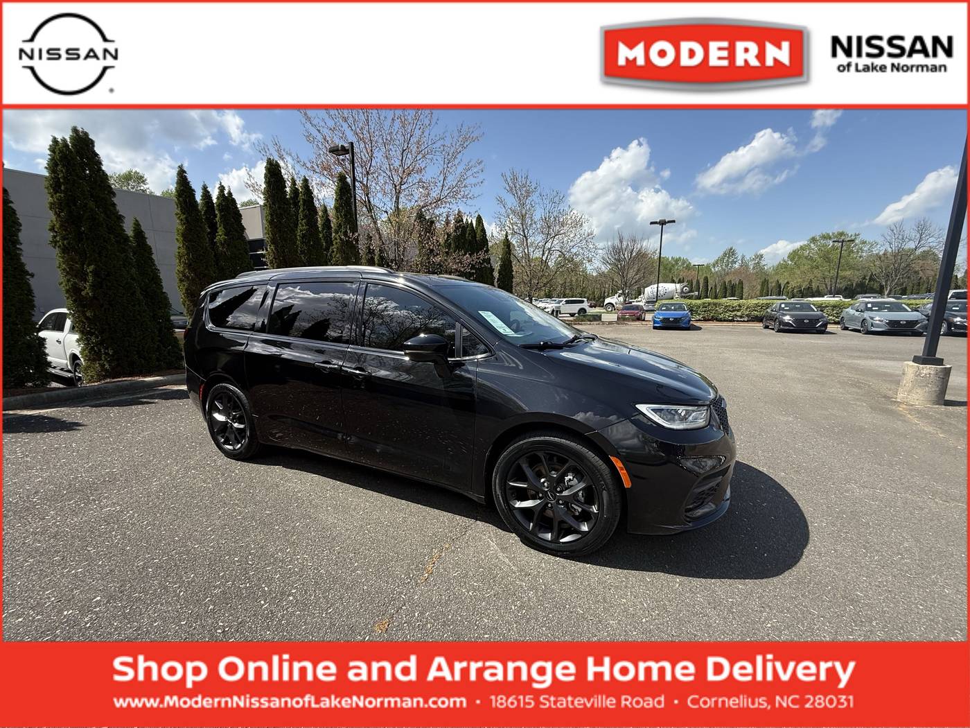 2021 Chrysler Pacifica Touring — Minivan — 44,455 mi — Cornelius, NC